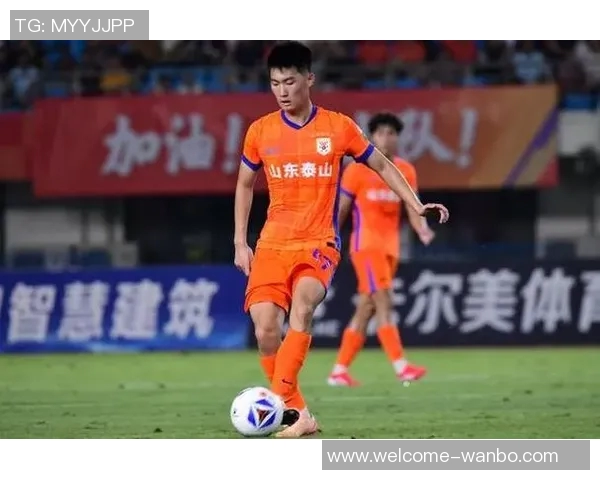 大连英博热身赛逆转山东泰山王昊斌黄山靖宽杰联手进球助胜