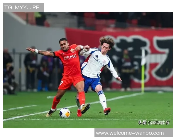 海港队莱昂纳多膝盖受伤或将引进备用外援前锋应对困境